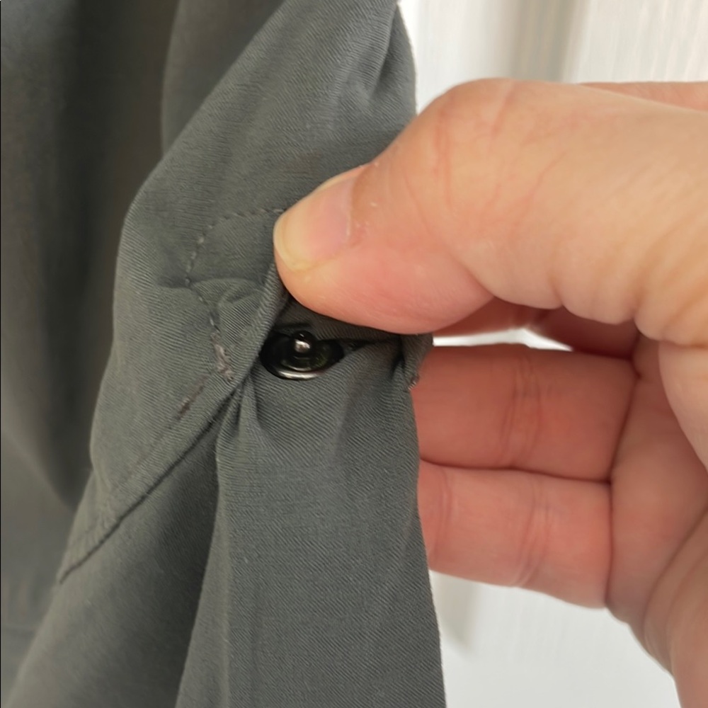 Women's Columbia Gray Hiking Pants - Picture 3 of 6